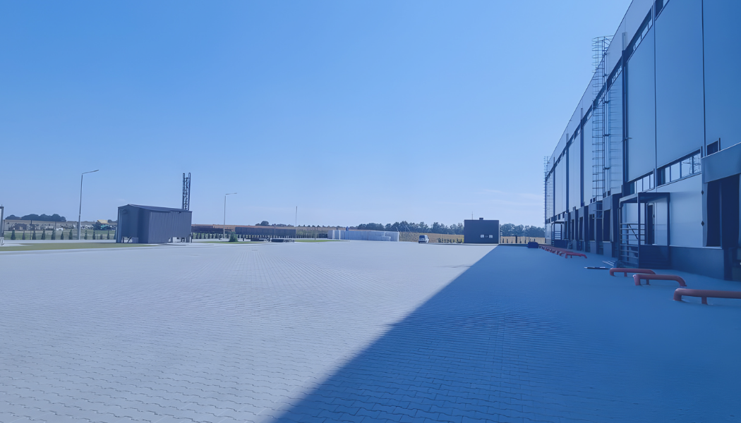 Gewerbeobjekt mit Halle und Hoffläche in Berlin, Facility Management durch EckRa Service